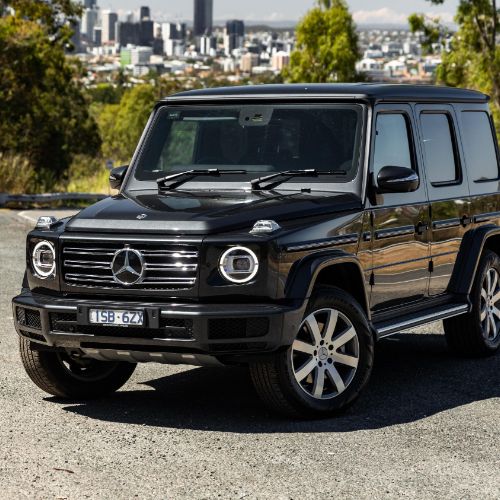 2022-Mercedes-Benz-G400d-HERO